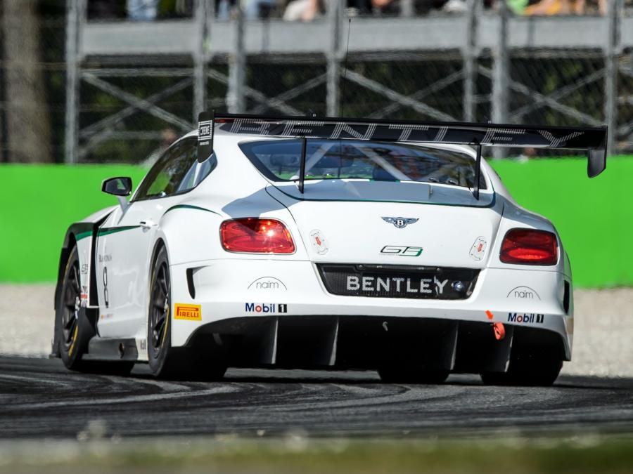  Bentley Continental GT3 2013 года  (фото 21 из 33)